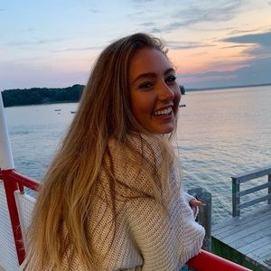 Meet your Posher, Sara